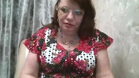 SusanaAhSun online show from 12-22-25, 12:02