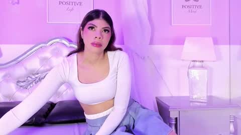 Gabbybale  online show from 10-15-25, 12:05