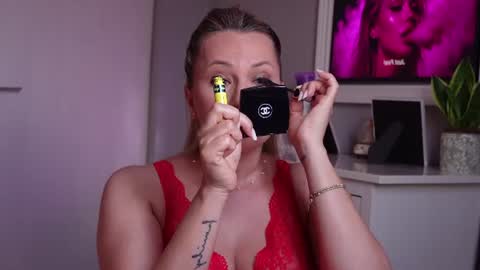 SusanJewel online show from 06-15-26, 06:59