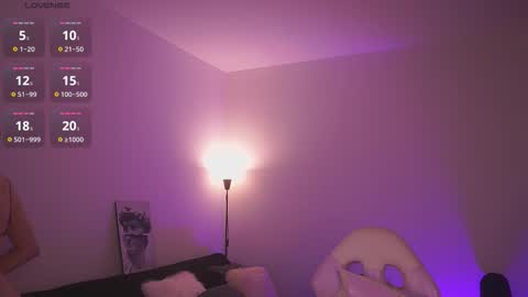  Sus Moore  online show from 02-25-26, 08:29