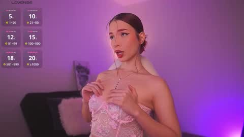  Sus Moore  online show from 03-03-26, 06:58