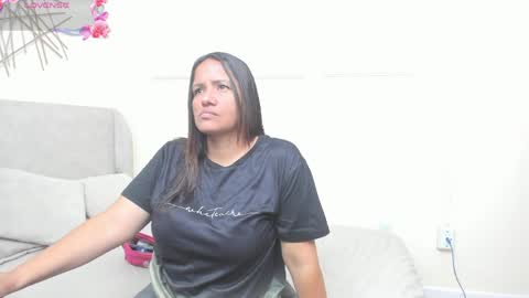 Amelia  online show from 04-08-26, 12:05