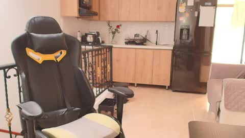 Susan Rhodes online show from 03-12-26, 03:07