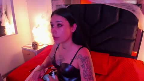 Snapshot of susanvilla chatting on 10-27-25, 07:51 susanvilla online show from 10-27-25, 07:51