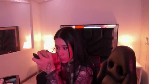 Snapshot of susanvilla chatting on 11-03-25, 06:20 susanvilla online show from 11-03-25, 06:20