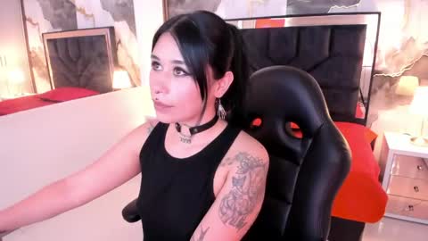 Snapshot of susanvilla chatting on 05-19-26, 07:53 susanvilla online show from 05-19-26, 07:53