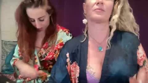 Snapshot of susieandlacey chatting on 06-14-26, 07:10 Susie and Lacey online show from 06-14-26, 07:10
