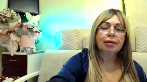 SusiexNoreen online show from 04-21-26, 02:15