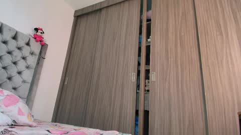 Andrea online show from 10-29-25, 08:10