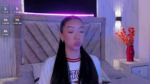 Susana online show from 04-22-26, 01:56