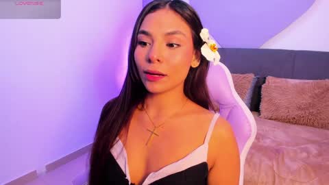 sussy_sweet4u online show from 04-19-26, 11:31