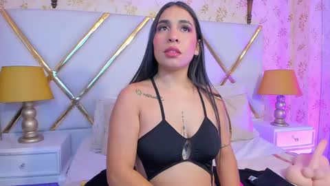 Snapshot of sussyfoxx_ chatting on 06-01-26, 06:53 sussyfoxx_ online show from 06-01-26, 06:53