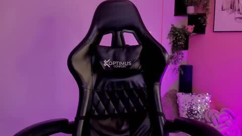 Sussy online show from 11-13-25, 08:52