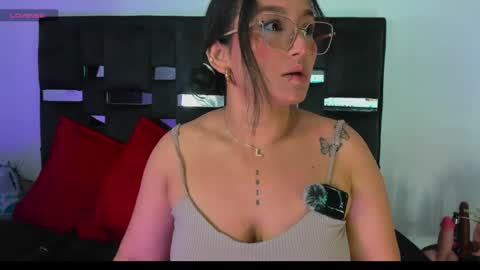 Sussy Sunny online show from 04-21-26, 05:03