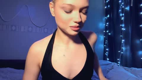 Stacy online show from 04-19-26, 03:39