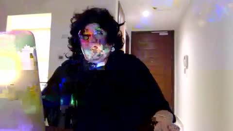 Snapshot of suzannebanci chatting on 10-31-25, 06:31 My name is Sissy or more fully Suzanna Aprilia Maria Mariquita Catarina Chinita Banci. Soy una puta - que chimba ladybug online show from 10-31-25, 06:31