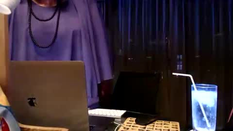 My name is Sissy or more fully Suzanna Aprilia Maria Mariquita Catarina Chinita Banci. Soy una puta - que chimba ladybug online show from 12-02-25, 02:12