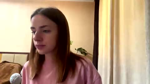 Emila online show from 07-11-26, 07:44