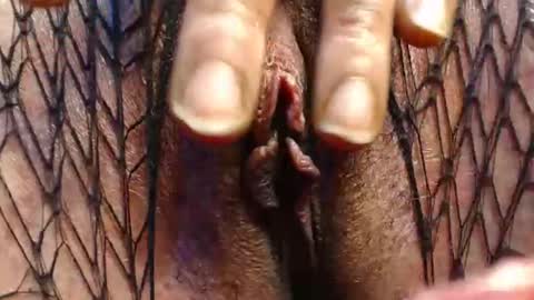 Suzy online show from 04-21-26, 02:51