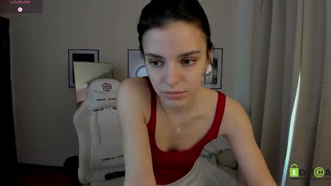 Suzy  next stream  Thursday Friday Saturday online show from 02-04-25, 08:35