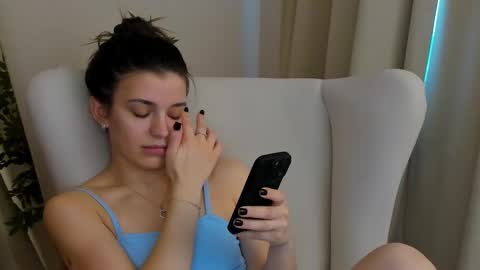 Suzy  next stream  Thursday Friday Saturday online show from 02-22-25, 05:23