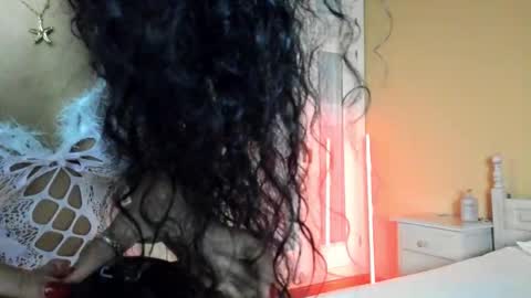 Snapshot of suzysuza chatting on 10-03-25, 03:09 suzysuza online show from 10-03-25, 03:09
