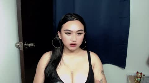 Snapshot of sw33tgirl_moaner chatting on 07-05-26, 12:12 Angelic Baby online show from 07-05-26, 12:12