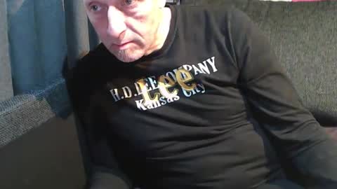 ArnSwart online show from 04-12-26, 05:12