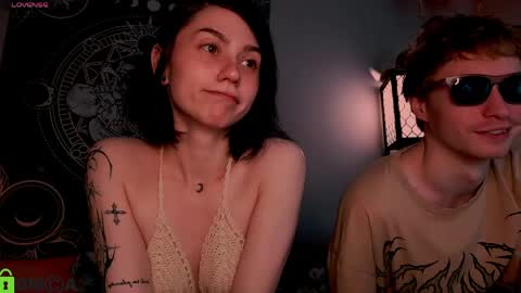 Snapshot of sweathome chatting on 05-13-26, 04:59 sweaties3 online show from 05-13-26, 04:59