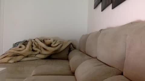 Snapshot of swee788485 chatting on 10-18-25, 07:36 ALBA online show from 10-18-25, 07:36