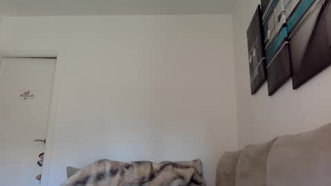 Snapshot of swee788485 chatting on 11-22-25, 12:04 ALBA online show from 11-22-25, 12:04