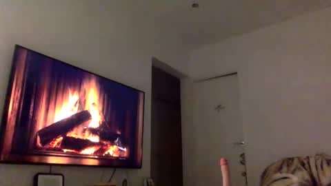 Snapshot of swee788485 chatting on 12-01-25, 07:19 ALBA online show from 12-01-25, 07:19