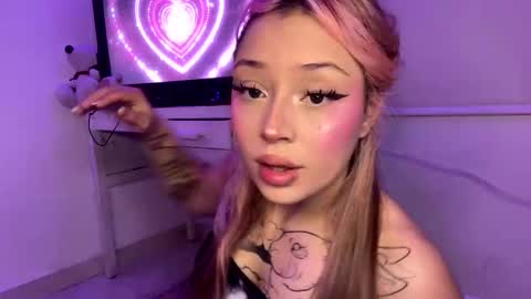 Valeria online show from 04-22-26, 08:06