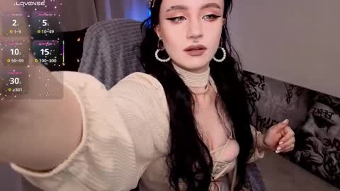 Snapshot of sweeetiepiee chatting on 01-07-26, 09:39 Leksa online show from 01-07-26, 09:39