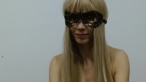 SweetLizzi online show from 11-15-25, 10:59