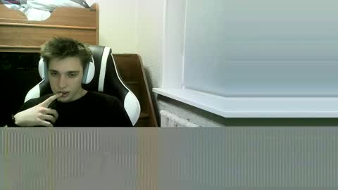 Snapshot of sweeetyangeel chatting on 10-18-25, 06:52 sweeetyangeel online show from 10-18-25, 06:52