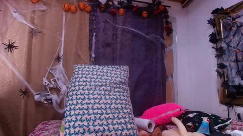 Debora  online show from 10-30-25, 11:55