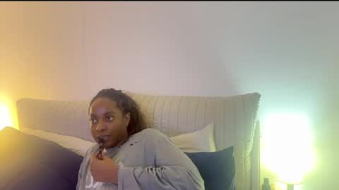 Snapshot of sweer_oshun chatting on 01-31-26, 11:47 Evangeline online show from 01-31-26, 11:47