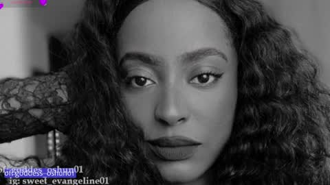 Snapshot of sweer_oshun chatting on 05-14-26, 03:19 Evangeline online show from 05-14-26, 03:19