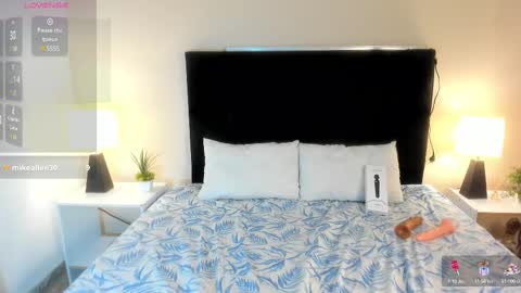 Snapshot of sweerbilly2 chatting on 02-11-25, 04:55 sweerbilly2 online show from 02-11-25, 04:55