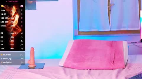 Kim online show from 02-27-25, 09:43