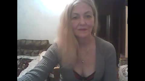 Snapshot of sweet4blonde67 chatting on 12-23-24, 08:36 sweet4blonde67 online show from 12-23-24, 08:36