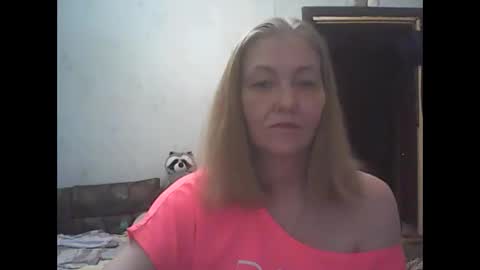 Snapshot of sweet4blonde67 chatting on 06-09-26, 07:31 sweet4blonde67 online show from 06-09-26, 07:31