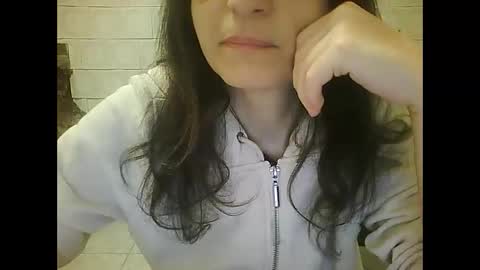Snapshot of sweet4y0u chatting on 05-10-26, 08:36 sweet4y0u online show from 05-10-26, 08:36