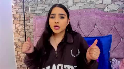 sweet__cherry1 online show from 05-21-26, 07:32