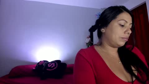 Snapshot of sweet__evil_ chatting on 12-26-24, 11:24 sweet online show from 12-26-24, 11:24