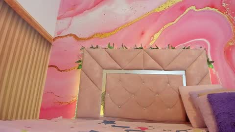 sweet__luna__ online show from 05-28-26, 10:56