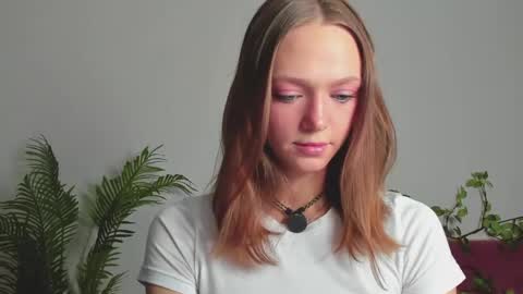 Alice online show from 04-19-26, 10:34