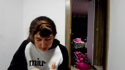 sweet__suck69bitch online show from 02-19-25, 05:16