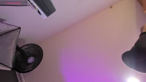 Snapshot of sweet__vanessa1 chatting on 07-23-26, 01:58 Vanessa online show from 07-23-26, 01:58